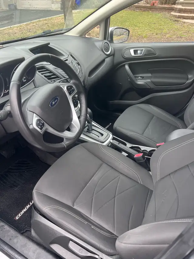 Ford Fiesta a Vendrer 2014 , prix 3,200 negociable - Photo 4