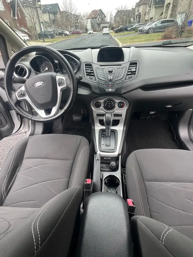 Ford Fiesta a Vendrer 2014 , prix 3,200 negociable - Photo 9