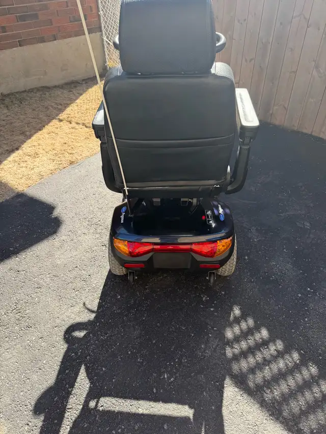 SCOOTER / QUADRIPORTEUR INVACARE PEGASUS - Photo 4