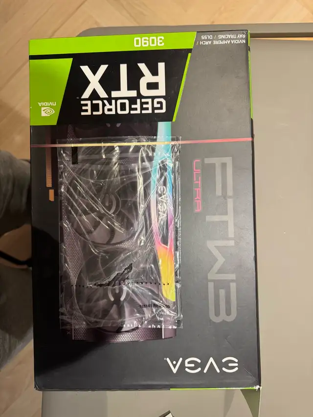 EVGA RTX 3090 FTW3 Ultra - Photo 2