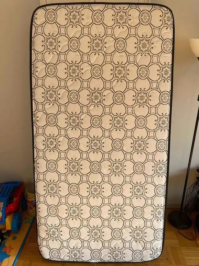 Queen Mattress Best For Families Deep Comfort - Photo 4