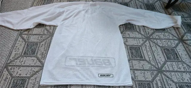Brand NEW White Bauer Jersey Size S - Photo 2