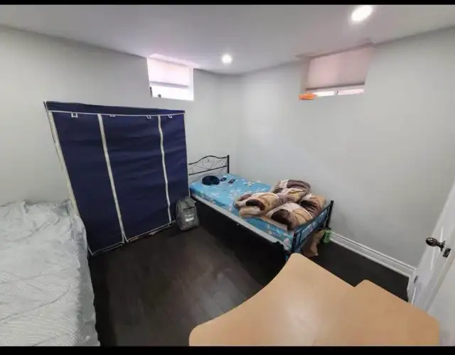 Room For Rent - Photo 2