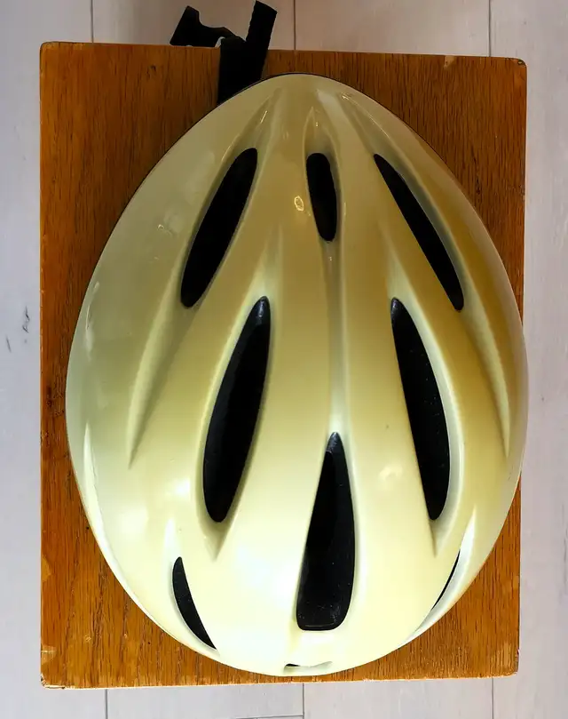 High Quality Bicycle Helmet - Photo 6