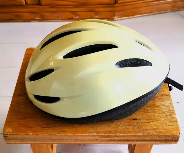 High Quality Bicycle Helmet - Photo 7
