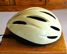 High Quality Bicycle Helmet - Photo 9
