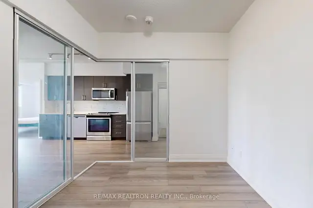 ✨ TORONTO CONDO FOR SALE $64.9K ✨ - Photo 8