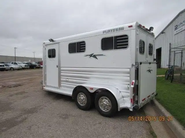 Horse Trailer - Photo 9