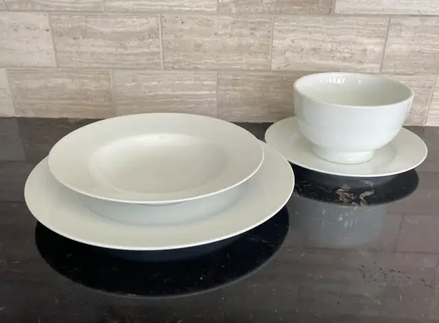 80-Piece White Porcelain Dinnerware Set – 20 Place Settings - Photo 2