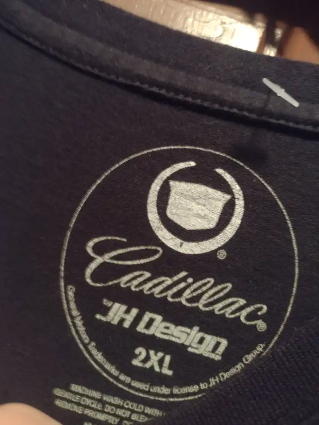 Authentic Cadillac tee-shirt size XXL - Photo 3