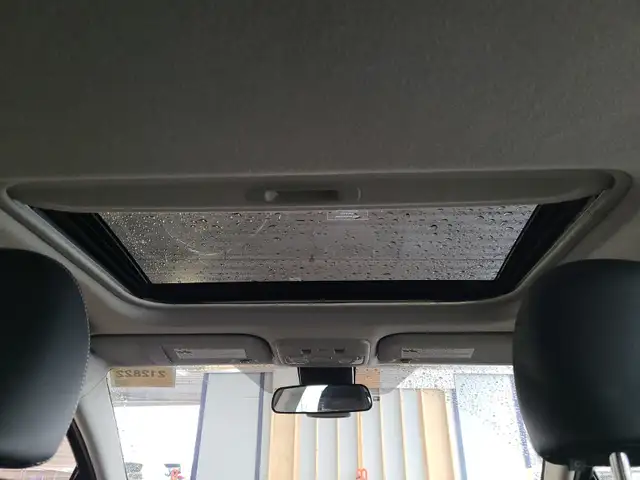 2016 Toyota Prius c "LOADED & inspected" - Photo 10