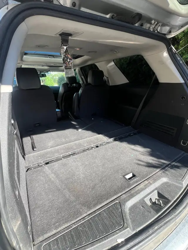 2011 GMC Acadia - Photo 8