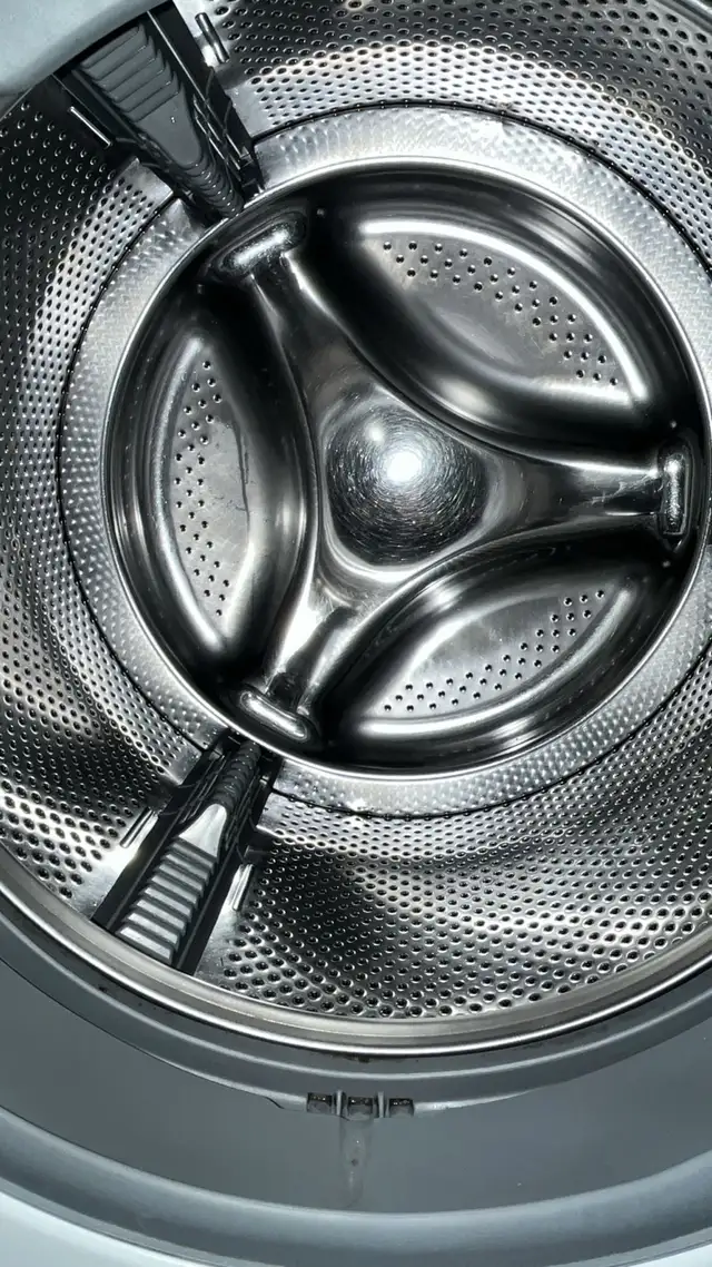 Samsung 27" Stackable Washer & Dryer Set Fully Tested - Photo 6