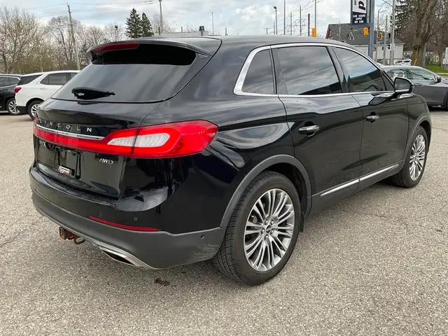 2016 Lincoln MKX RESERVE - LTHR! NAV! 360 CAM! BSM! PANO ROOF! - Photo 7