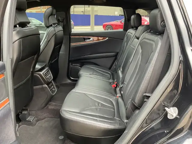 2016 Lincoln MKX RESERVE - LTHR! NAV! 360 CAM! BSM! PANO ROOF! - Photo 15