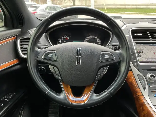 2016 Lincoln MKX RESERVE - LTHR! NAV! 360 CAM! BSM! PANO ROOF! - Photo 19