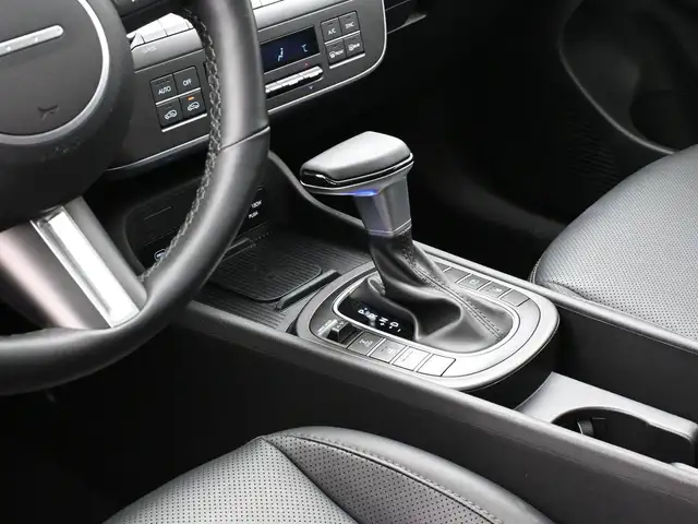 2025 Hyundai Kona Preferred Trend Leather, Heated Wheel/Seats, B - Photo 8