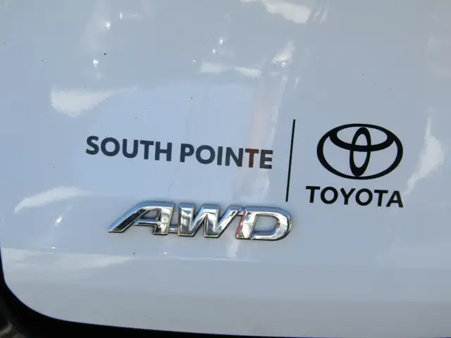 2022 Toyota Sienna XSE AWD Hybrid 7-Passenger / Leather / Navi / - Photo 8