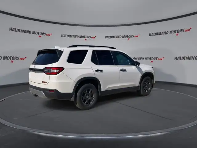 2023 Honda Pilot TrailSport - Photo 8