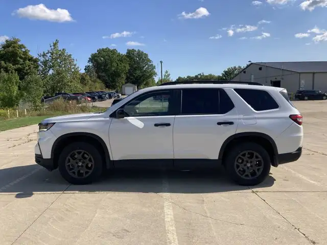 2023 Honda Pilot TrailSport - Photo 10