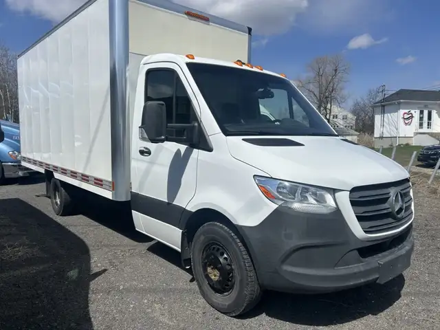 2019 Mercedes-Benz Cabine châssis Sprinter 3500 CUBE 16pieds - Photo 5