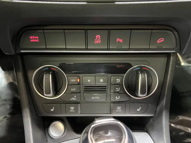 2018 Audi Q3 - Photo 28