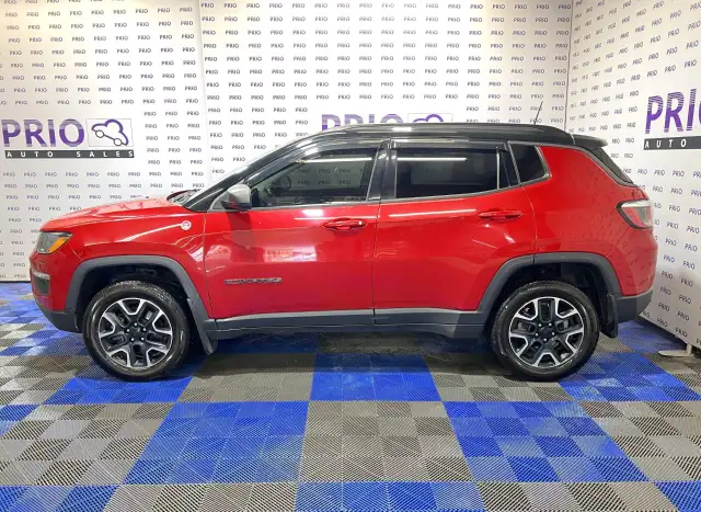 2019 Jeep Compass - Photo 2