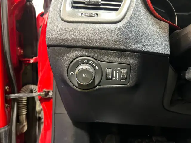 2019 Jeep Compass - Photo 12