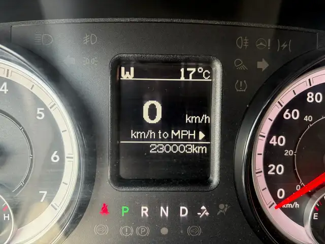 2018 Ram 1500 Crew Cab 4x4 SLT 5.7L - Rebuilt Title - Photo 20