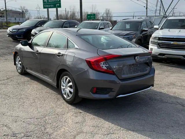 2019 Honda Civic LX - Photo 3