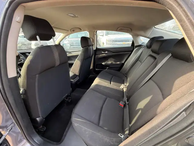 2019 Honda Civic LX - Photo 11