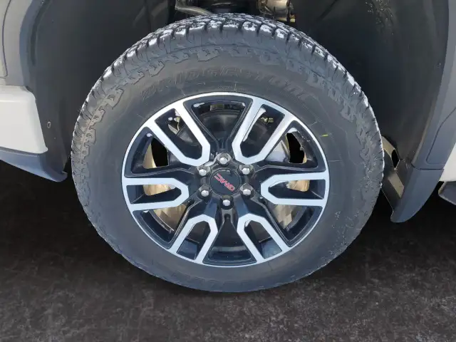 2026 GMC Sierra 1500 - Photo 10