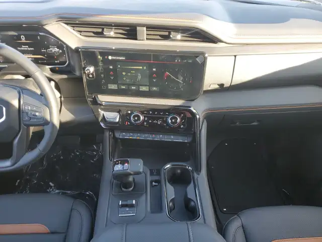 2026 GMC Sierra 1500 - Photo 16