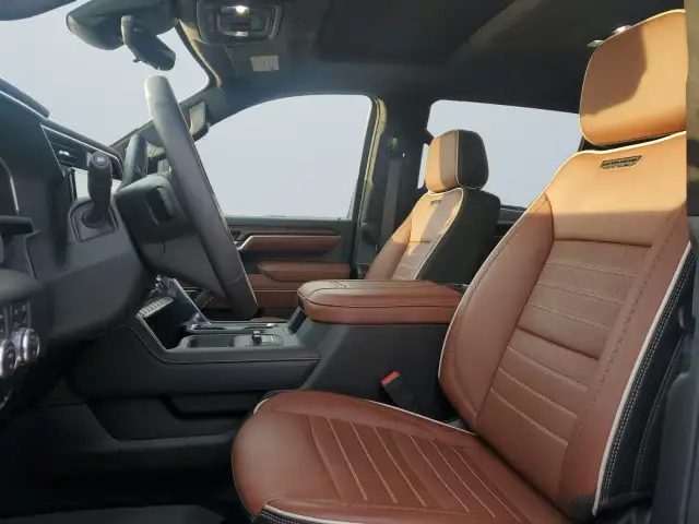 2026 GMC Sierra 3500HD - Photo 11