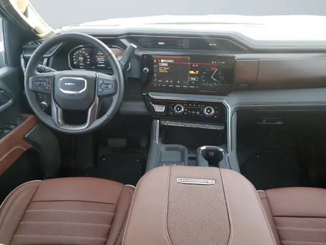 2026 GMC Sierra 3500HD - Photo 13