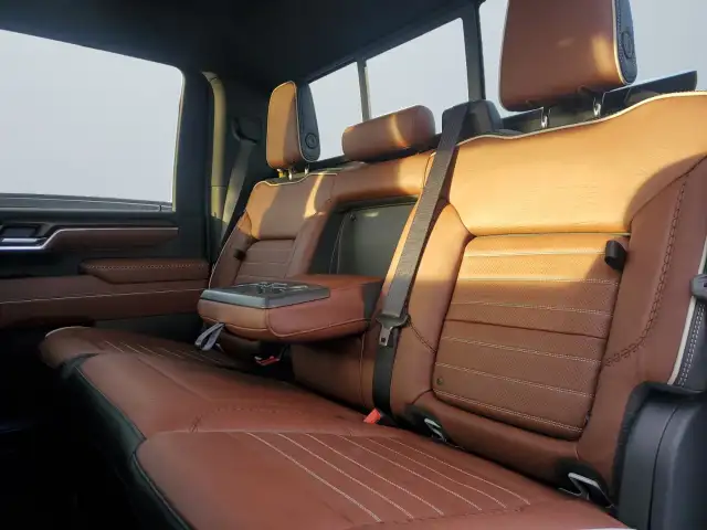 2026 GMC Sierra 3500HD - Photo 15