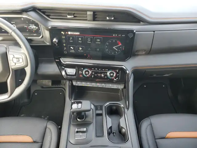 2026 GMC Sierra 1500 - Photo 16