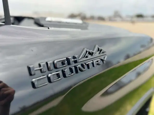 2024 Chevrolet SILVERADO 2500HD HIGH COUNTRY, Gooseneck/5th Whee - Photo 9