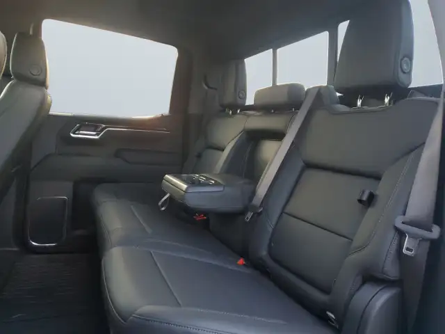 2026 GMC Sierra 1500 - Photo 15