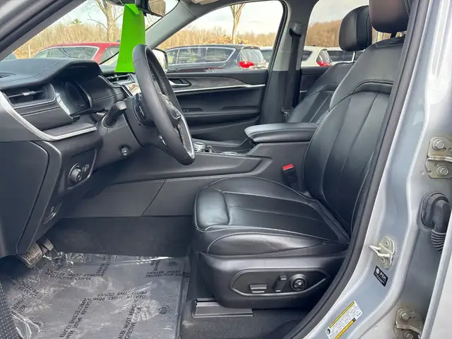 2023 Jeep Grand Cherokee Limited - Photo 13