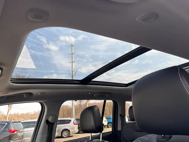 2023 Jeep Grand Cherokee Limited - Photo 17