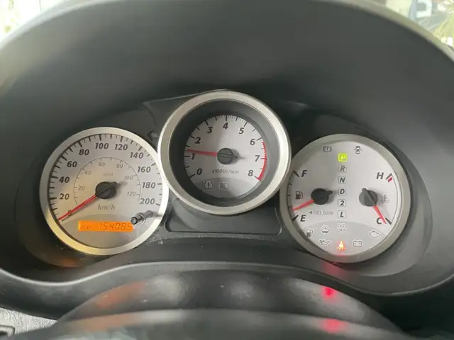 2004 Toyota RAV4 - Photo 10