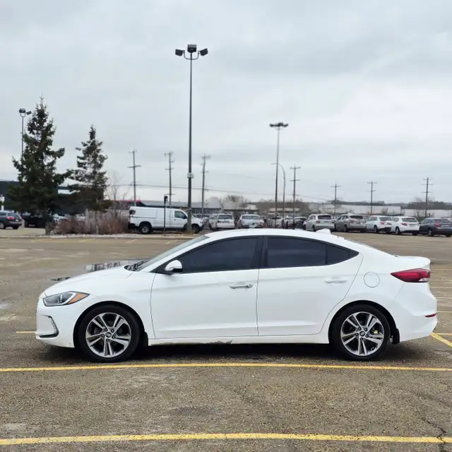 2017 Hyundai Elantra 4dr Sdn Auto GLS - Photo 8