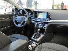 2017 Hyundai Elantra 4dr Sdn Auto GLS - Photo 12