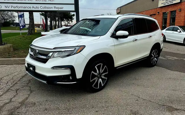 2021 Honda Pilot Touring 7-Passenger AWD - NO ACCIDENTS - LEATHE