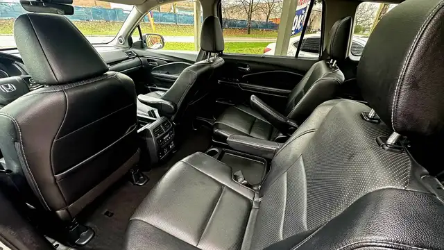 2021 Honda Pilot Touring 7-Passenger AWD - NO ACCIDENTS - LEATHE - Photo 15