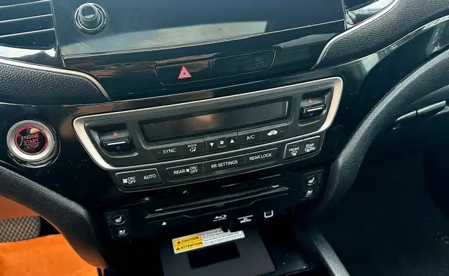 2021 Honda Pilot Touring 7-Passenger AWD - NO ACCIDENTS - LEATHE - Photo 24