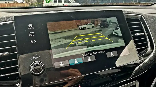 2021 Honda Pilot Touring 7-Passenger AWD - NO ACCIDENTS - LEATHE - Photo 29