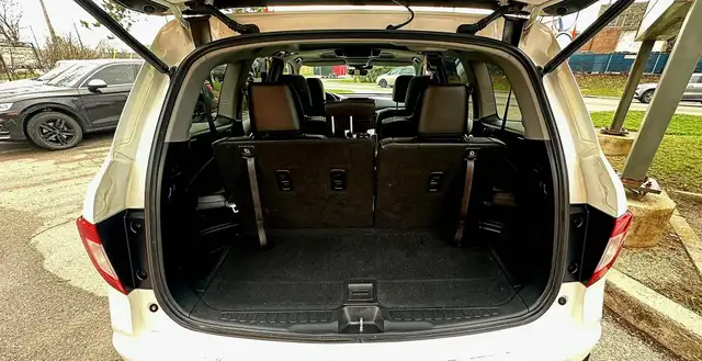 2021 Honda Pilot Touring 7-Passenger AWD - NO ACCIDENTS - LEATHE - Photo 32