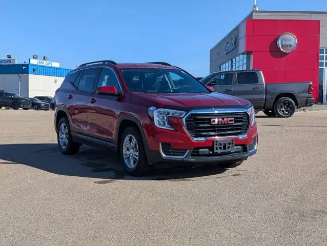 2024 GMC Terrain SLE - Photo 9